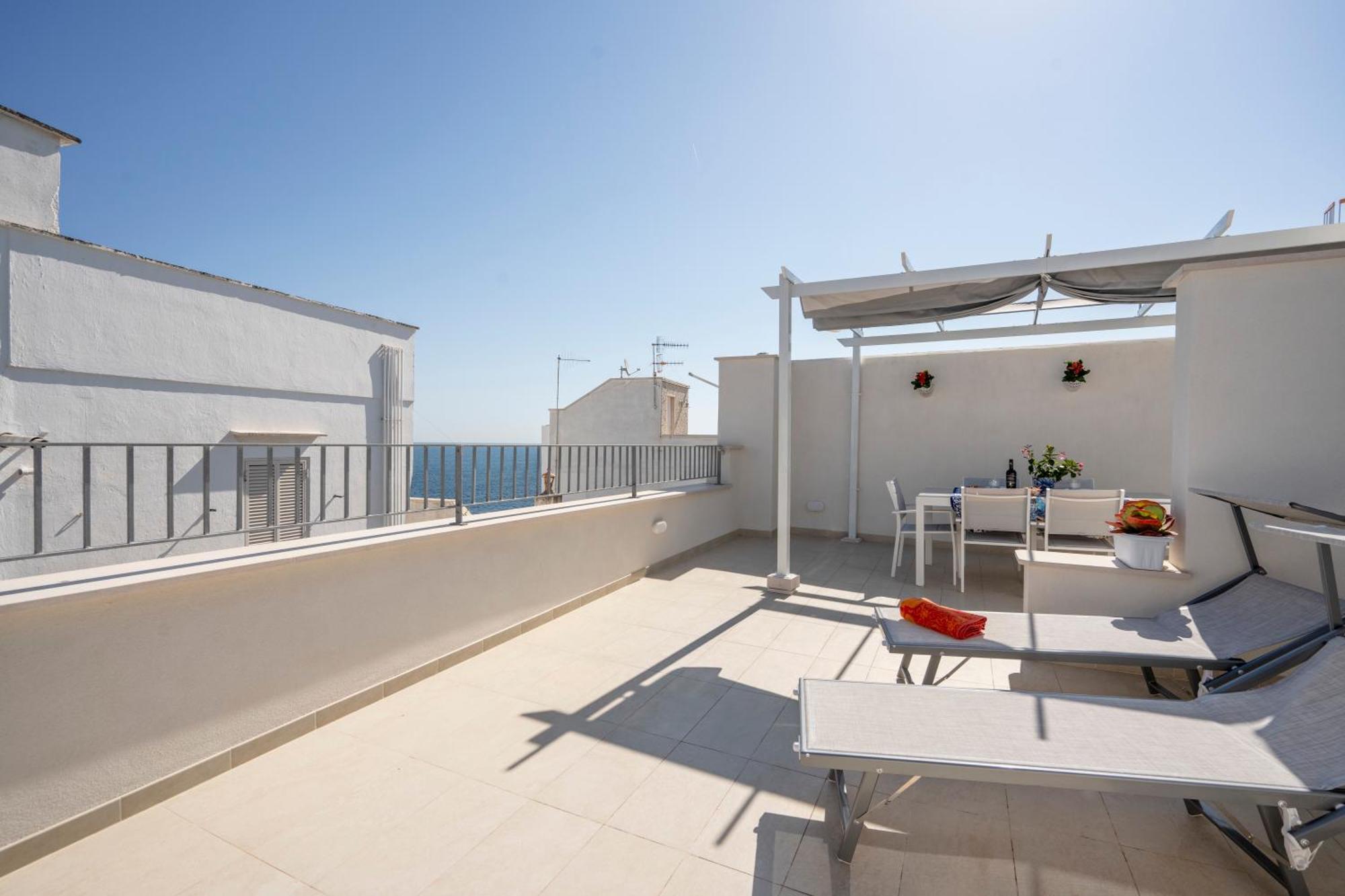 Heart Of Monopoli Apartments Near The Sea Exterior photo