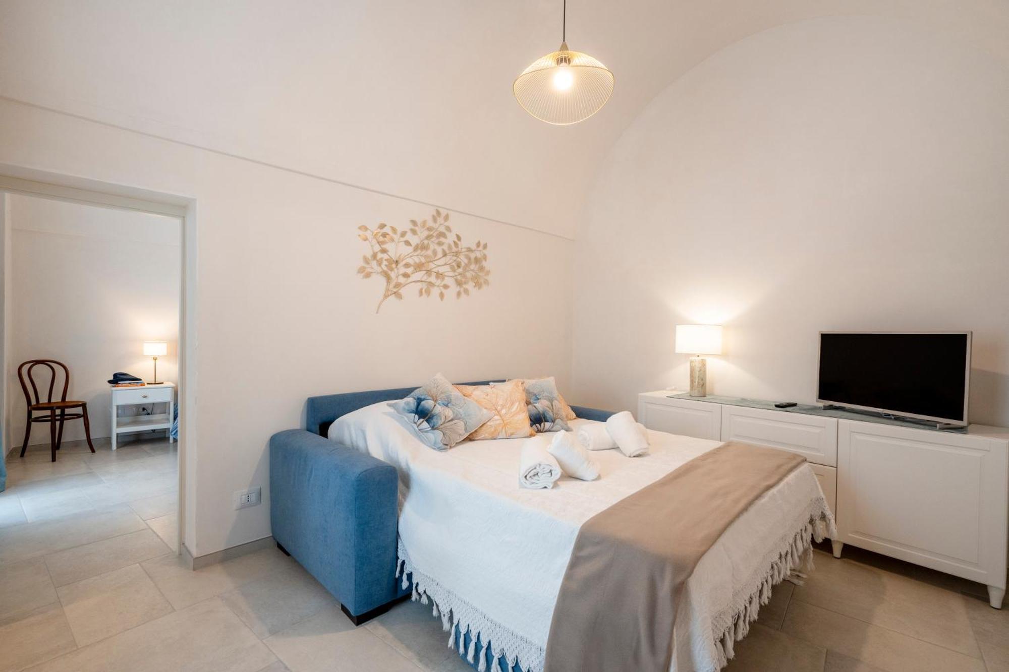 Heart Of Monopoli Apartments Near The Sea Exterior photo