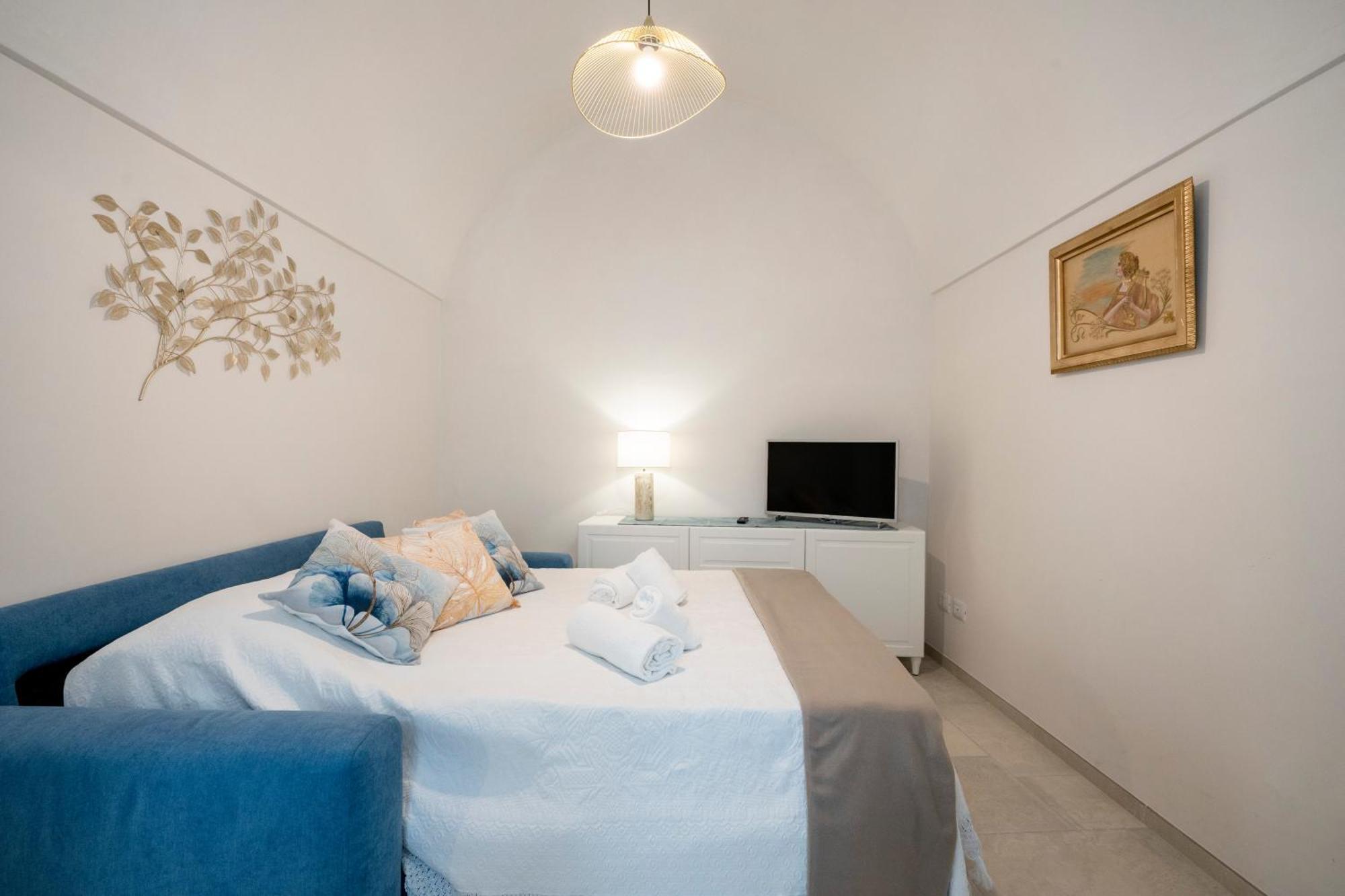Heart Of Monopoli Apartments Near The Sea Exterior photo